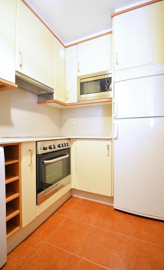 Galihost - Apartamento Con Piscina En El Centro De Sanxenxo Zewnętrze zdjęcie